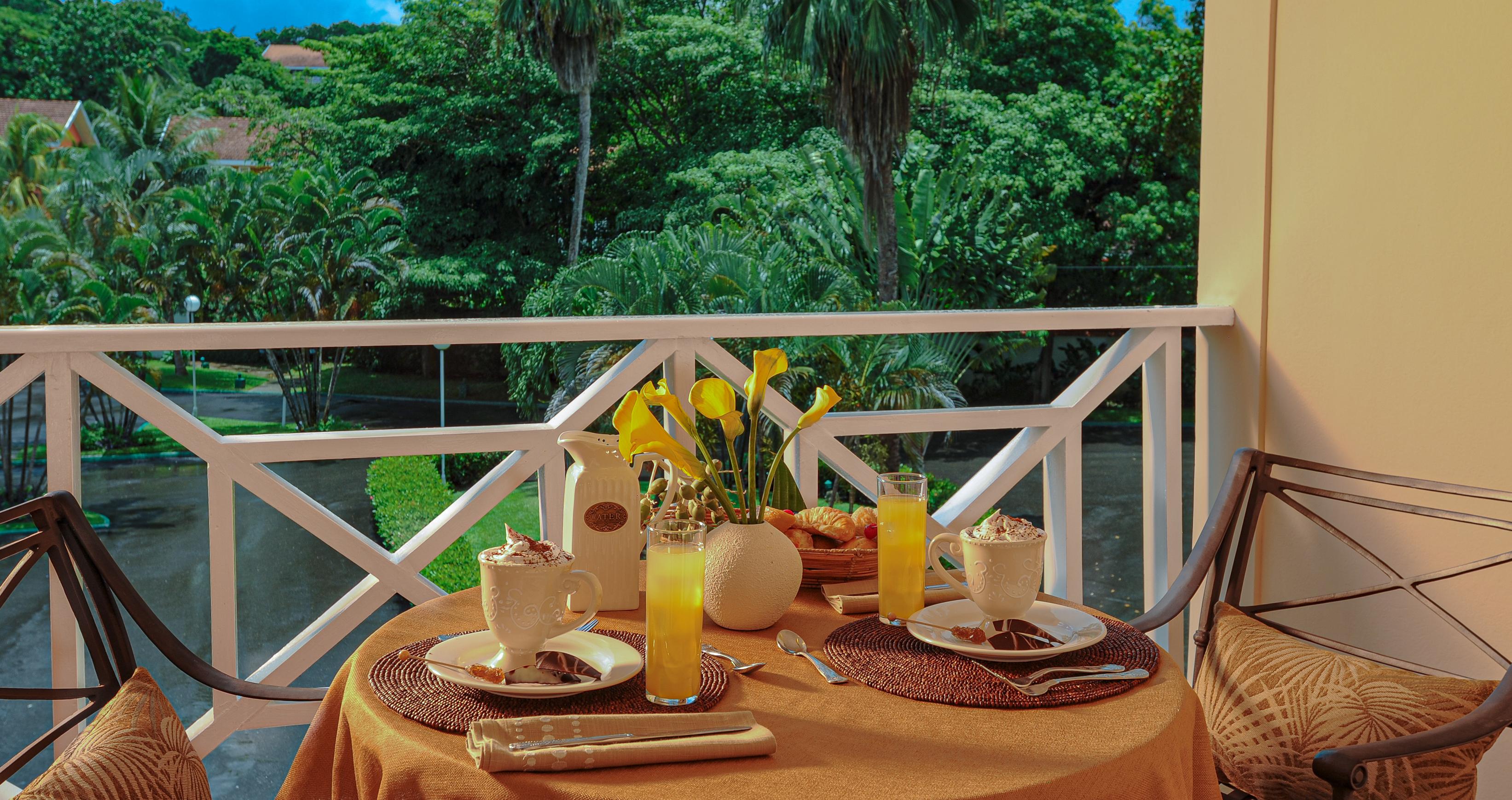 Sandals Ochi Beach Resort All Inclusive (Adults Only) โอโชรีโอส ภายนอก รูปภาพ