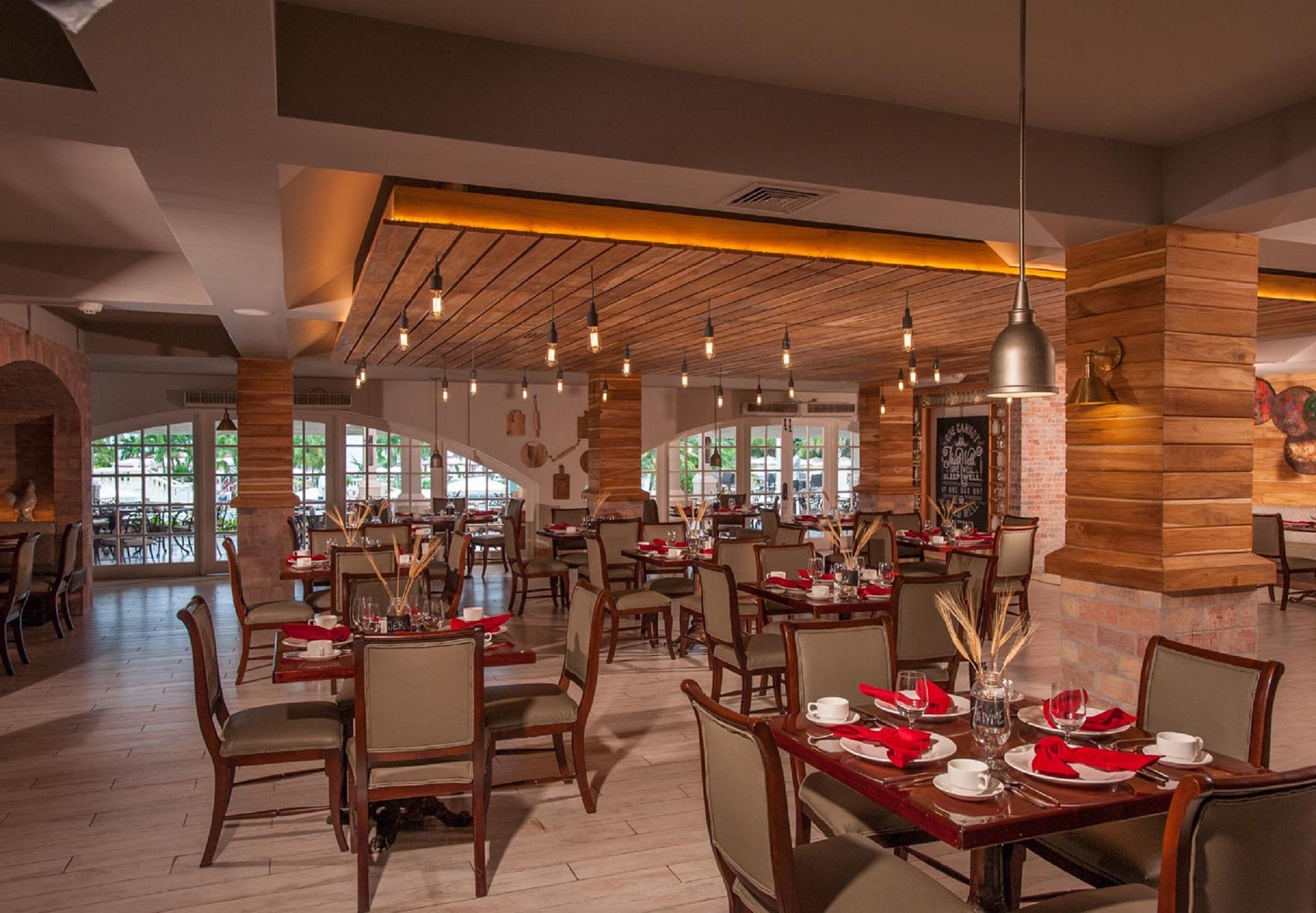 Sandals Ochi Beach Resort All Inclusive (Adults Only) โอโชรีโอส ภายนอก รูปภาพ